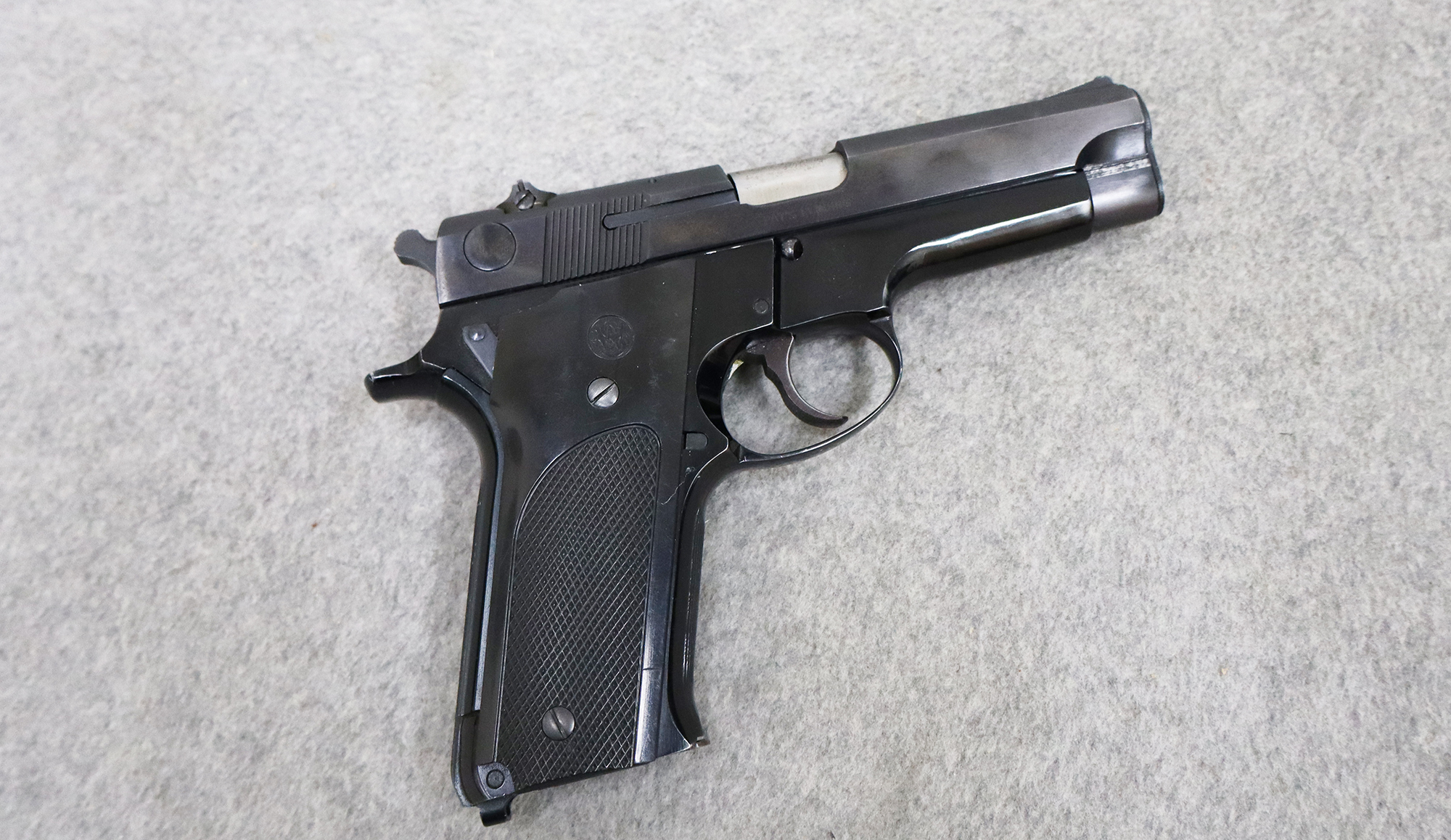 Smith and Wesson ~ Model 59 ~ 9mm Luger | Cabela's